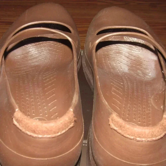 CROCS Mary Jane Comfort Flats Bundle of 2-Pair Shoes (Brown and Black) Size W9 - Picture 5 of 11